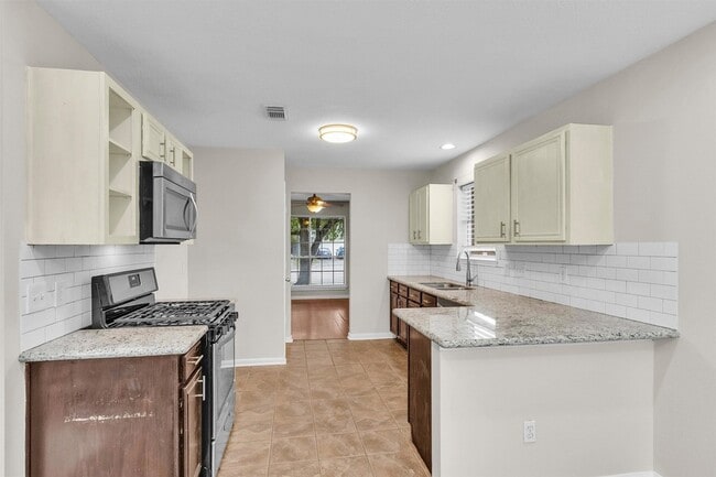 Building Photo - 2726 Fox View Cir