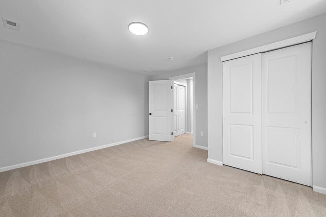 Foto del edificio - 342 E Barnard St