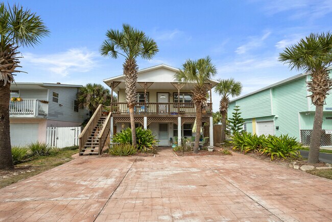 Building Photo - Beachside 2 Bedroom  Duplex