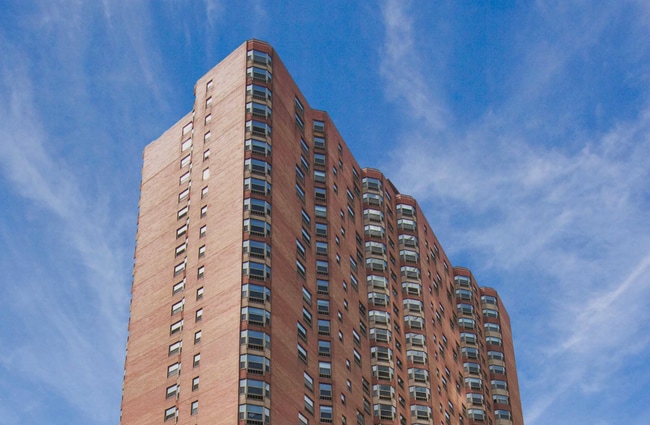 Foto del edificio - 838 N State St
