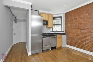 Building Photo - 221 E 23rd St