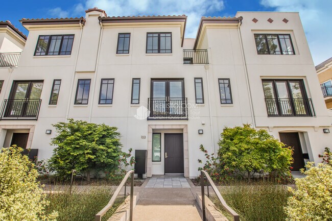 Building Photo - 1504 Cypress Ave