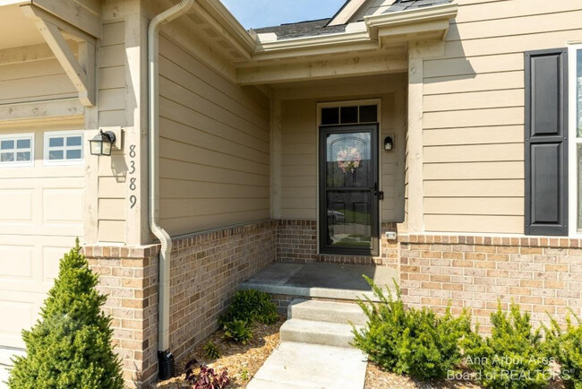 Building Photo - 8389 Ardmoor Dr