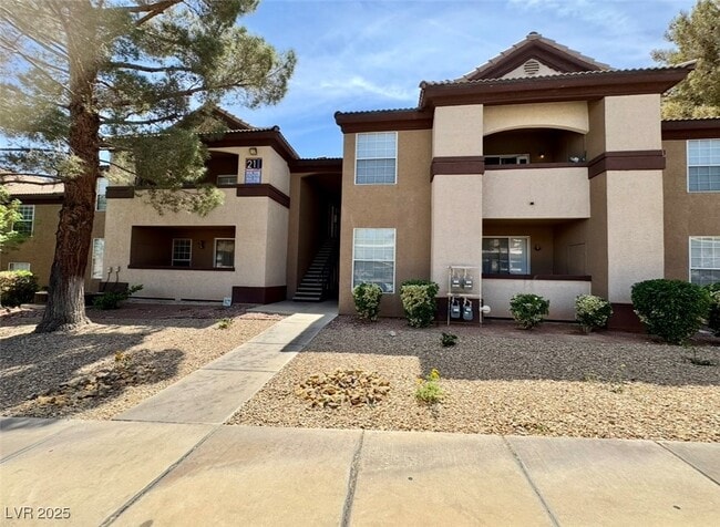 Building Photo - 231 W Horizon Ridge Pkwy