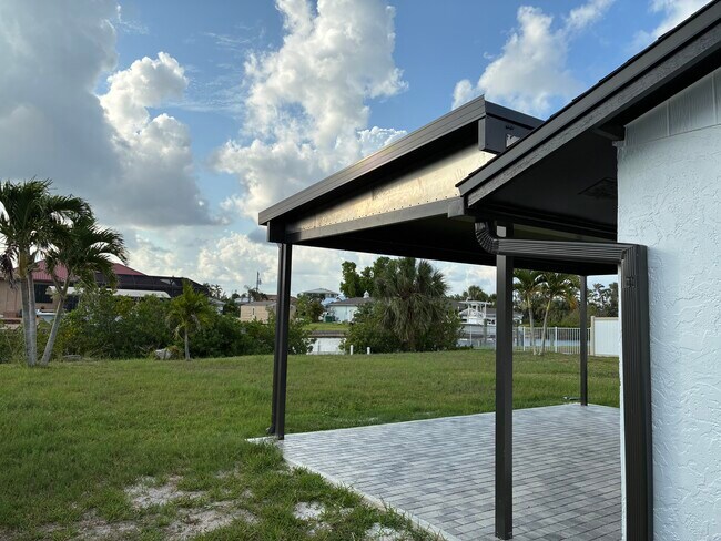 Building Photo - 5103 Condado Terrace
