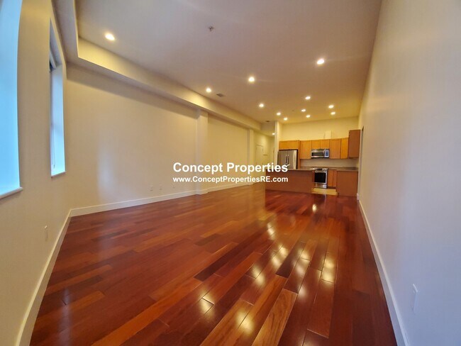 Open concept - 520 Harrison Ave
