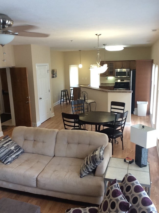 Interior Photo - Merrit Commons
