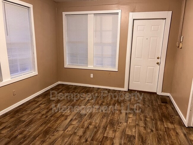 Photo - 3008 7th St House