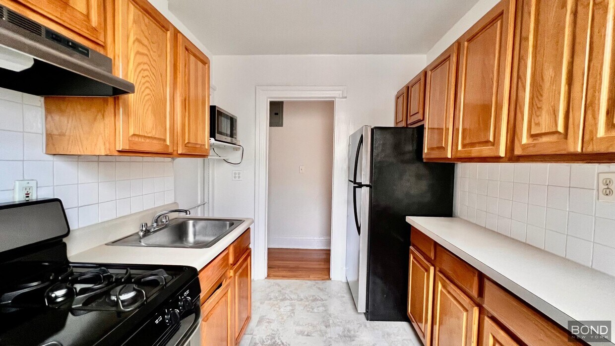 Foto principal - 32-15 35th St