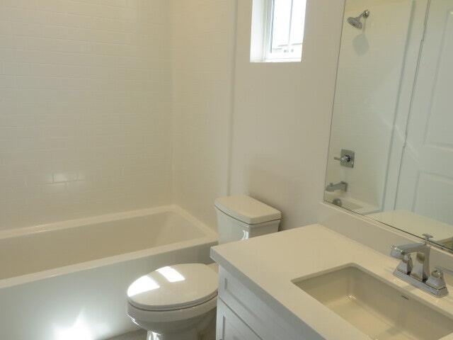 Building Photo - 4382 Pacifica Way