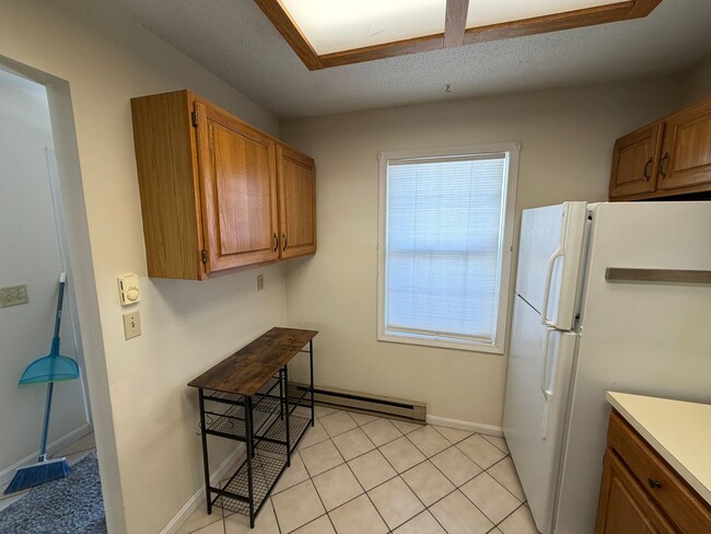 Building Photo - 62 Hayes Ave