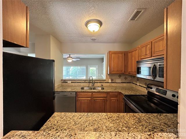 Building Photo - 17431 Tuscany Ln