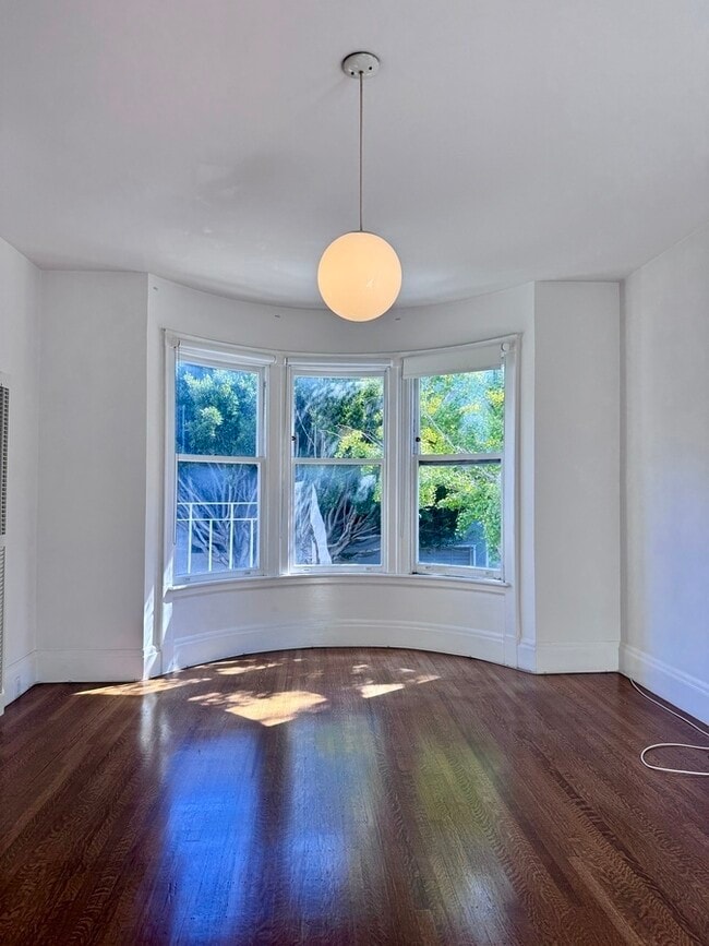 Foto del edificio - 1717 Jones St