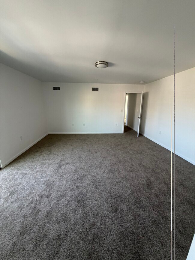 Foto del edificio - 3317 Bagley Ave
