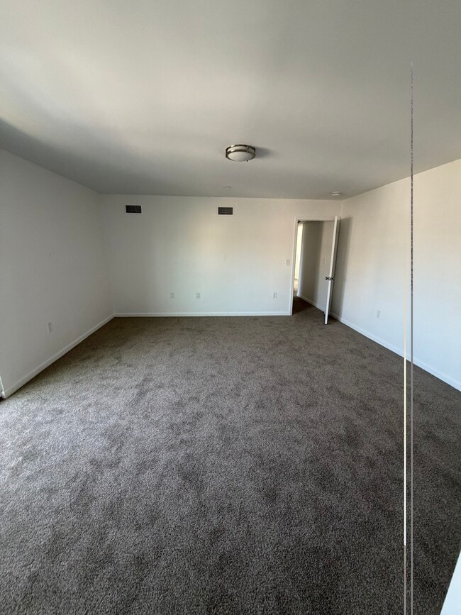 Building Photo - 3317 Bagley Ave