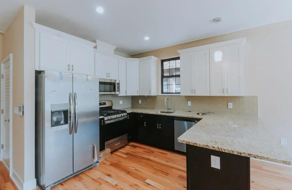 Foto principal - 32 Irving St