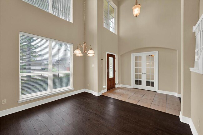 Foto del edificio - 12303 Winebrook Dr