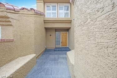 Building Photo - 4932 Tierra Del Sol Dr