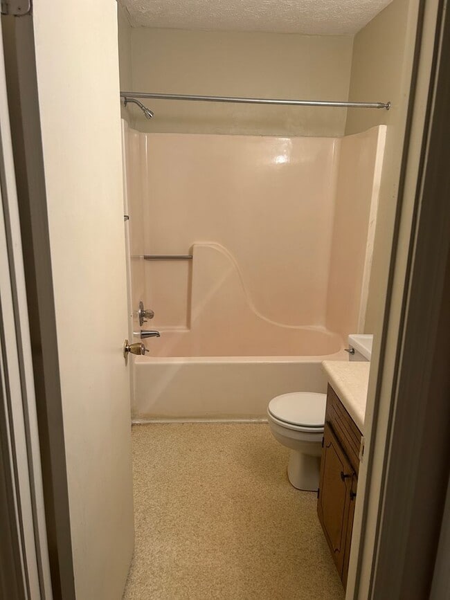 Photo - Campus View Apt-Walking Distance to UGA!