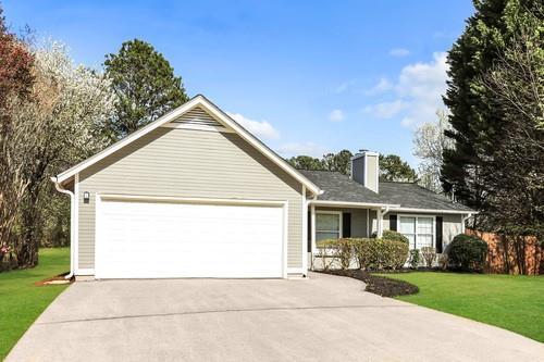 Building Photo - 2520 Shoals Terrace