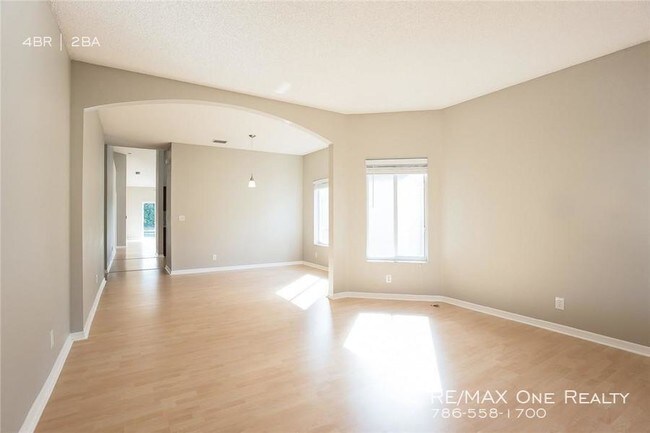 Building Photo - 1286 SW 44th Terrace