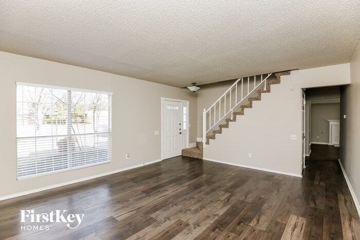 Foto principal - 403 Newberry St