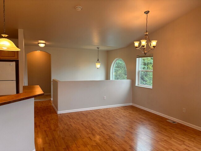 Foto del edificio - Wonderful East Anchorage 3 Bed Townhome!