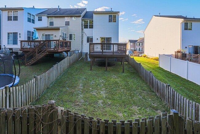 Foto del edificio - 641 Kirkcaldy Wy