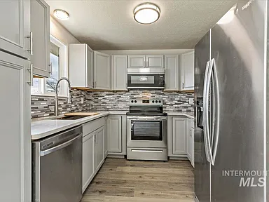 Building Photo - 10709 W Silver Fox Dr