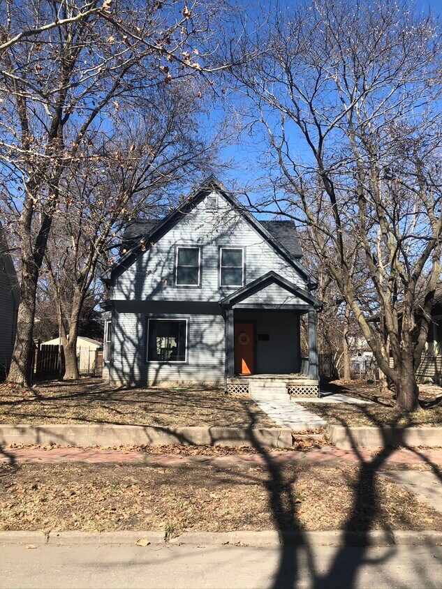 Primary Photo - 1012 Pierre St