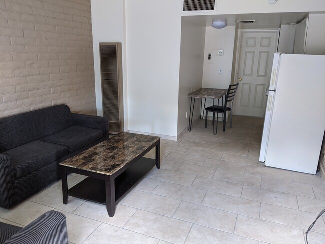 Photo - University Lee Apartments