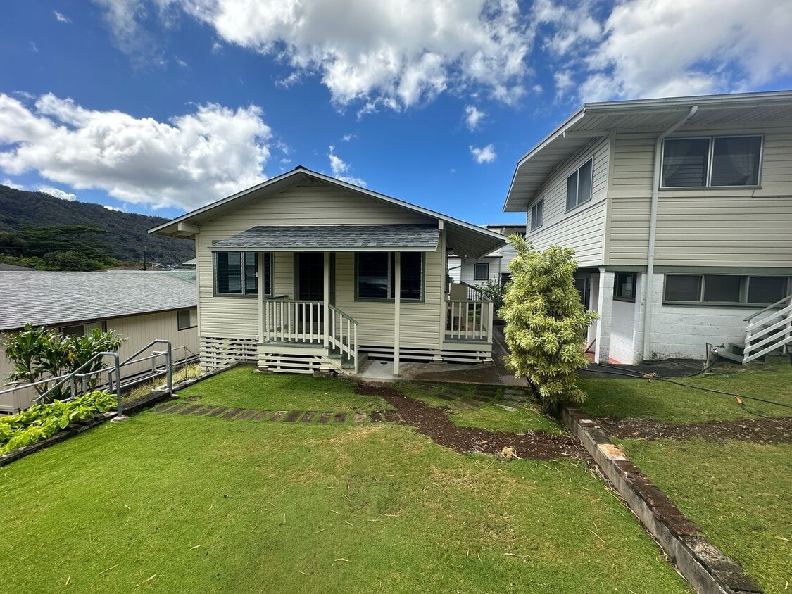 Photo - 3313 Manoa Rd