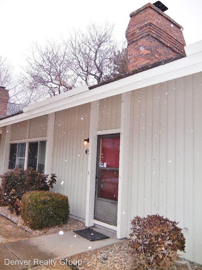Foto del edificio - 6495 Happy Canyon Rd