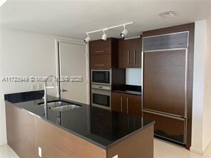Foto principal - 475 Brickell Ave