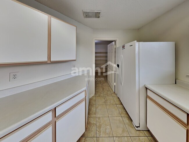 Foto del edificio - 10703 Juniper Pass