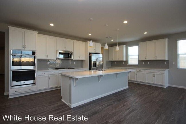 Building Photo - 10225 Charles Morris Way