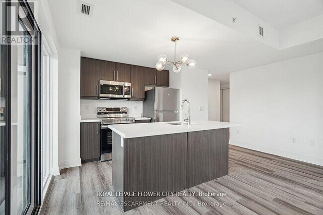 Building Photo - 575 Conklin Rd