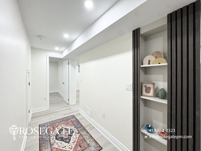 Photo du bâtiment - Spacious 2-Bedroom Basement Apartment with Huge Private Outdoor Space in Brampton