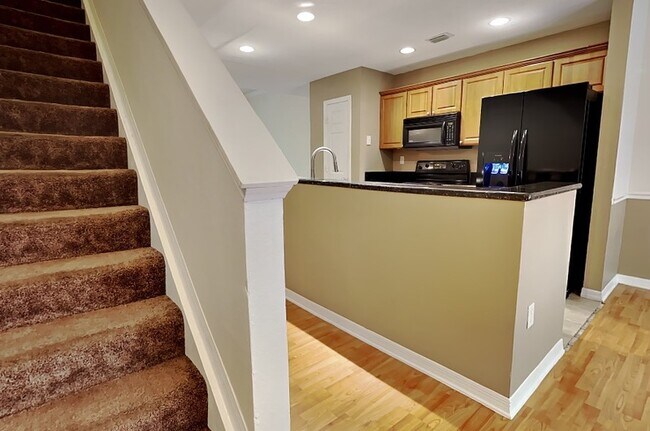 Foto del edificio - 5236 Hampton Beach Pl