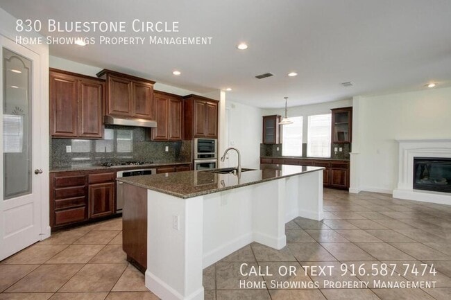 Foto del edificio - 830 Bluestone Cir