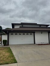 Building Photo - 2210-2212 E Avalon Ave