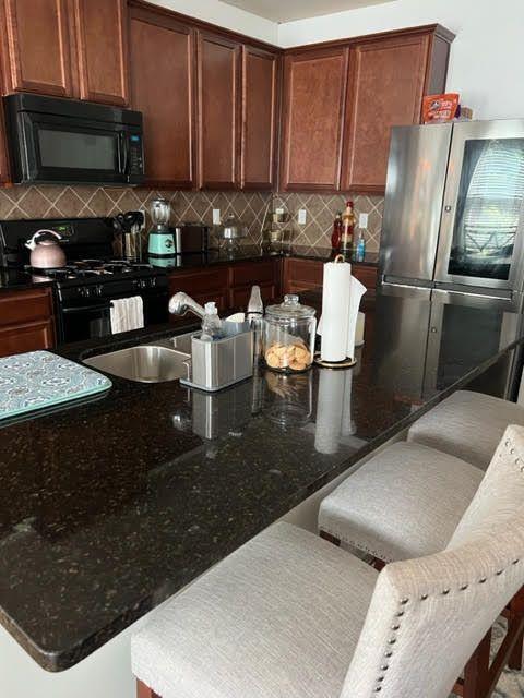 Foto del edificio - 2221 Capella Cir SW