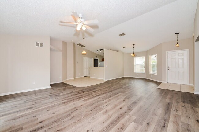 Foto del edificio - 11506 Summit Rock Ct