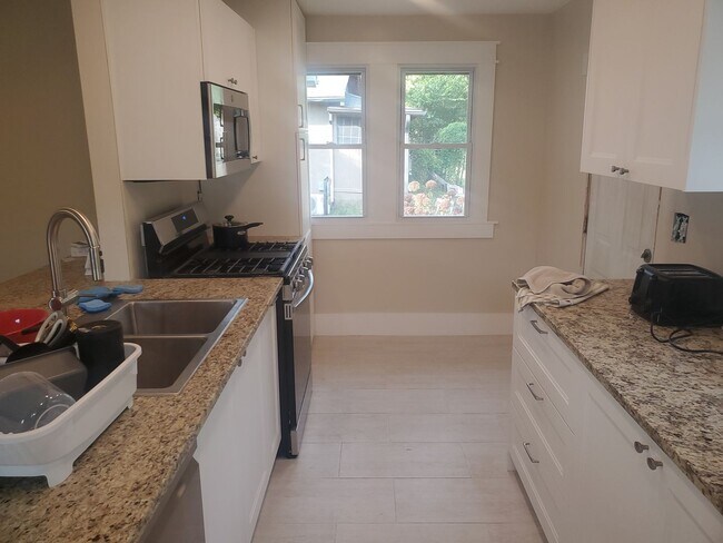 Foto del edificio - 2 bd, 1 ba house just east of downtown, co...
