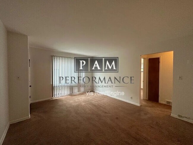 Foto del edificio - 2155 S 102nd St