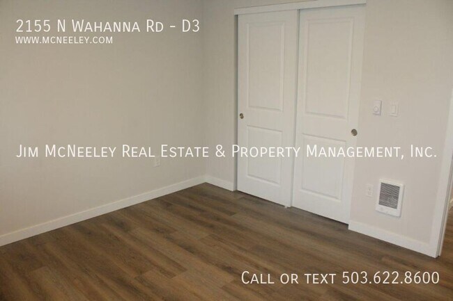 Building Photo - 2155 N Wahanna Rd
