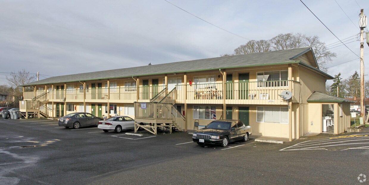 Primary Photo - Union Crest Apartments