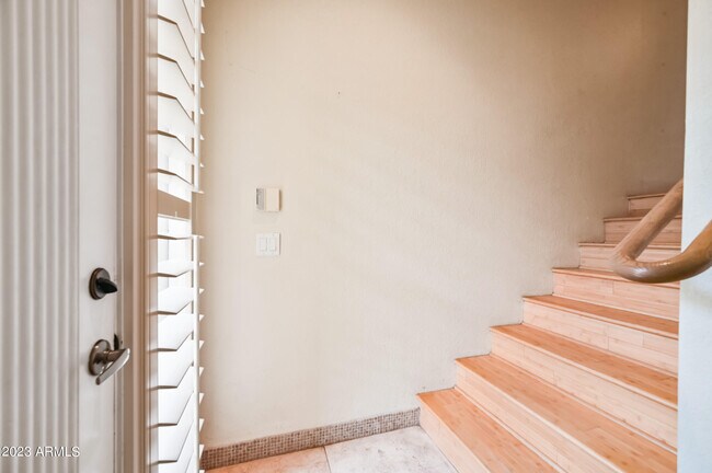 Foto del edificio - 7887 N 16th St