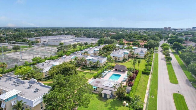 Foto del edificio - 1220 NW 13th St