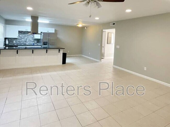 Foto del edificio - 1001 SW 101st St